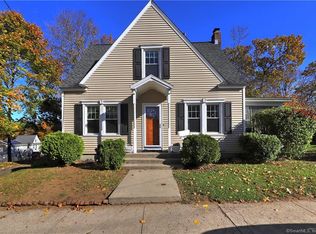 26 Lawton Ter, Ansonia, CT 06401