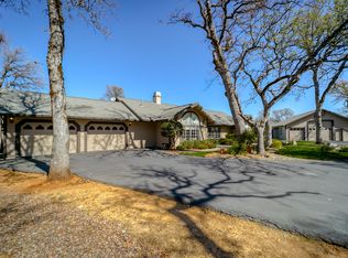 8302 Whispering Oaks Rd, Redding, CA 96002