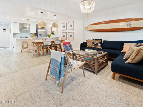 45 Locust Way, Spring Lake Heights, NJ 07762