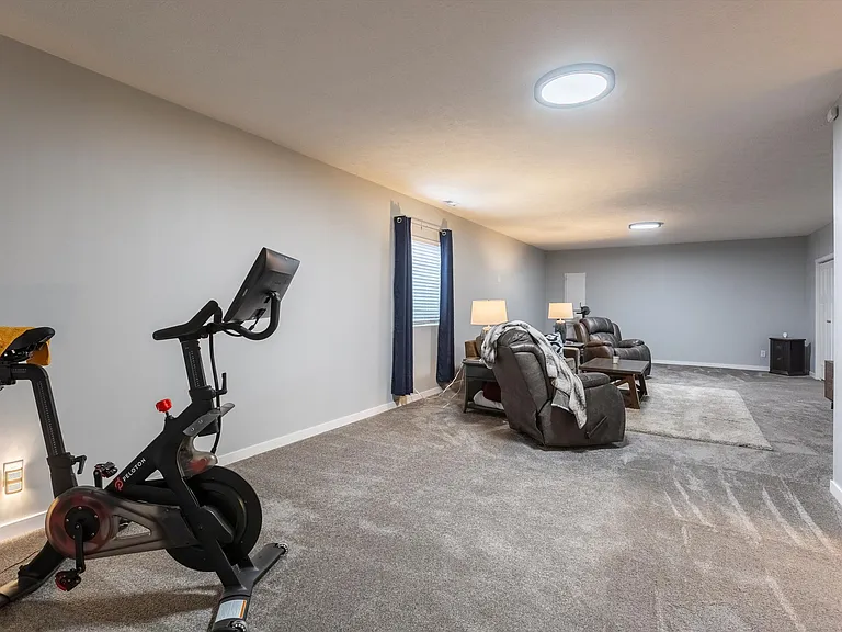 6420 Kyla Dr — Photo 21