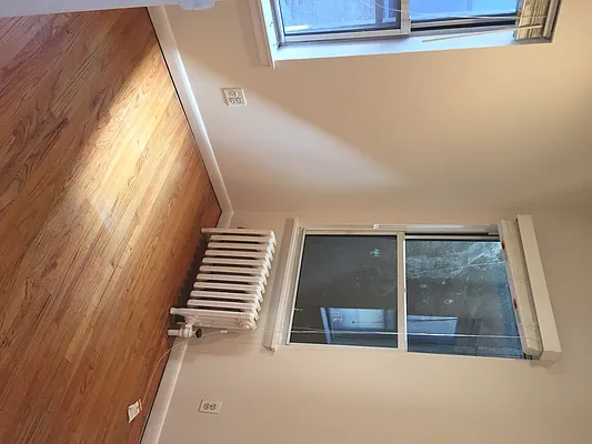 Rented by ELK Investors | media 11