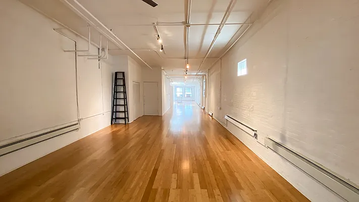 Rented by Compass | media 7