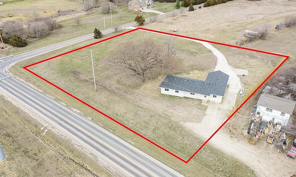 22844 147th St, Basehor, KS 66007 | Zillow