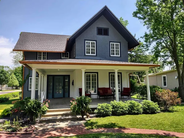 602 S 7th St, Goshen, IN 46526