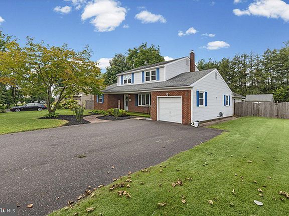 4th image of 263 Fellowship Rd