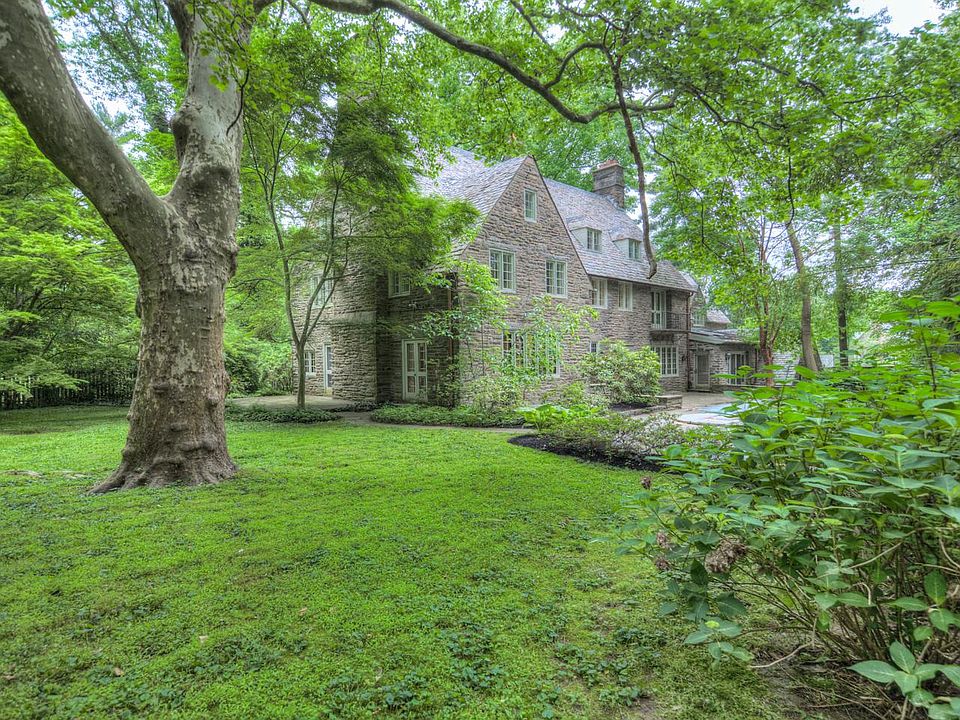 8100 Lincoln Dr, Philadelphia, PA 19118 Zillow