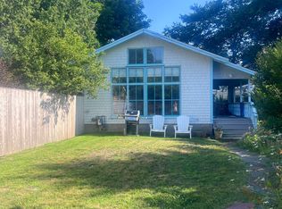 1A Grapevine Rd, Gloucester, MA 01930