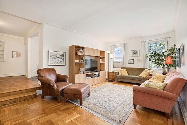 1st image of 55 Eastern Pkwy APT 4B