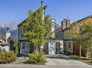 808 S Lawrence Grassi Rdg, Canmore, AB T1W2Y6