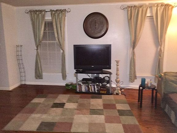 3rd image of 87 Glen Eden Dr