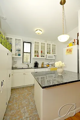 Sold by Bellmarc Realty | media 18