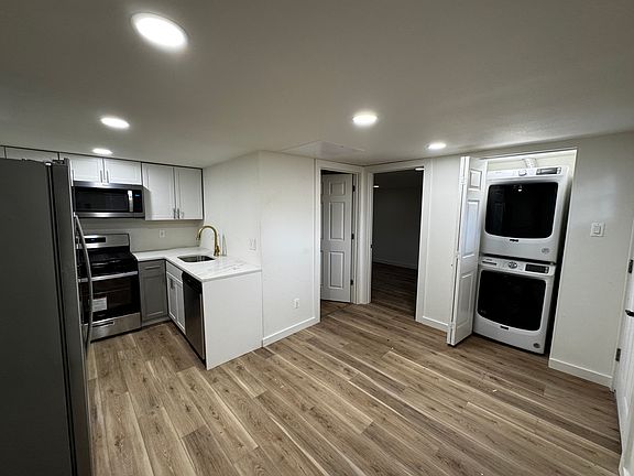 2nd image of 714 S Barnett Ave