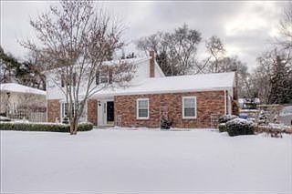 1st image of 6725 Pleasantview Dr