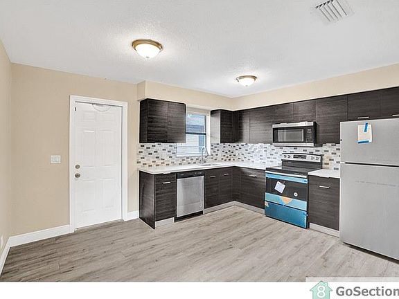 3rd image of 228 NW 12th St #1