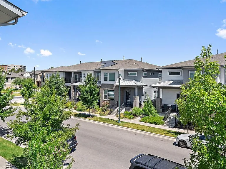 2211 Robert Browning St — Photo 25