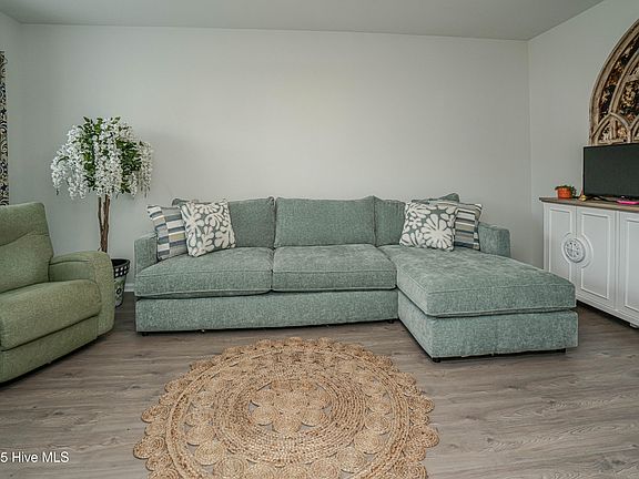 4th image of 9363 Eagle Ridge Drive