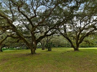 7662 Albert Tillinghast Dr, Sarasota, FL 34240