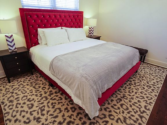 2nd image of 2 Hart St APT 8