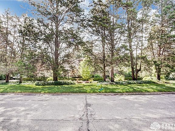 3rd image of 6628 Cedar Crest Trl