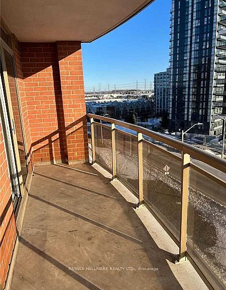 75 King William Cres #1007 — Photo 5