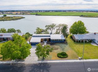 242 N Crestview Dr, Moses Lake, WA 98837