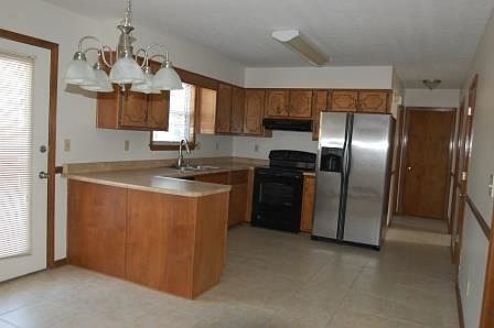 5th image of 117 Baywood Ave