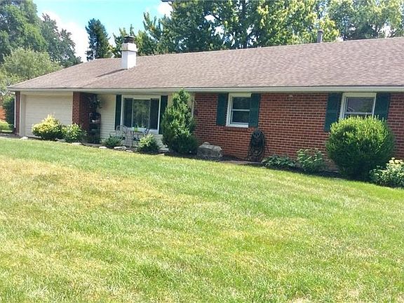 3rd image of 512 Saddlewood Ave