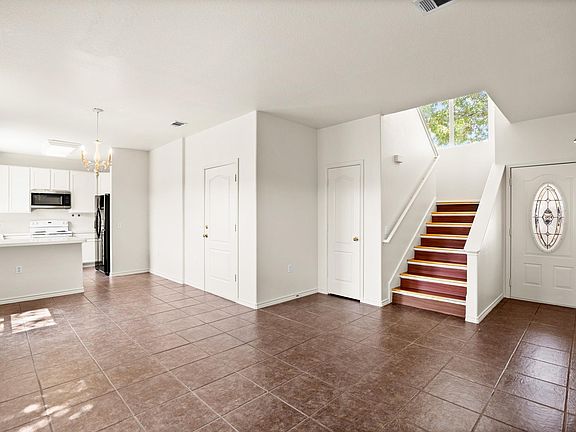 3rd image of 7312 E Ben White Blvd