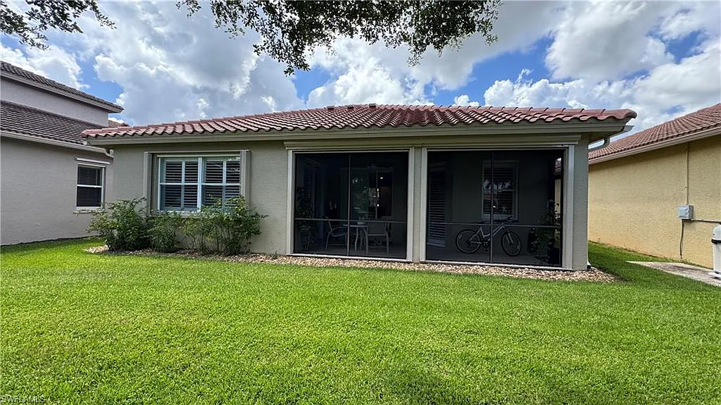 2 bed, 2.0 bath, 1669 sqft, $5,200 — Photo 2