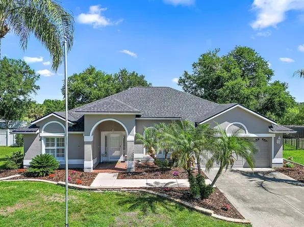 36805 Sundance Dr, Grand Island, FL 32735