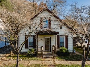 628 Walnut St, Nelsonville, OH 45764