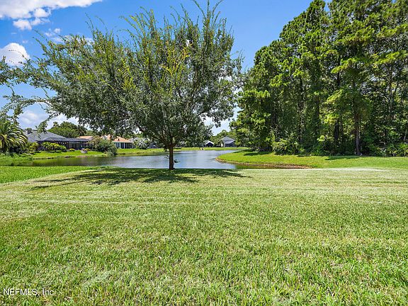 4th image of 716 LAKE STONE Circle