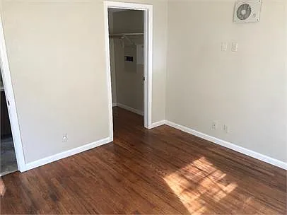 230-242 N Glenn Ave — Photo 11