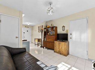 1665 156th St #1, Whitestone, NY 11357