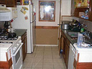 3rd image of 905 Wickfield Ln