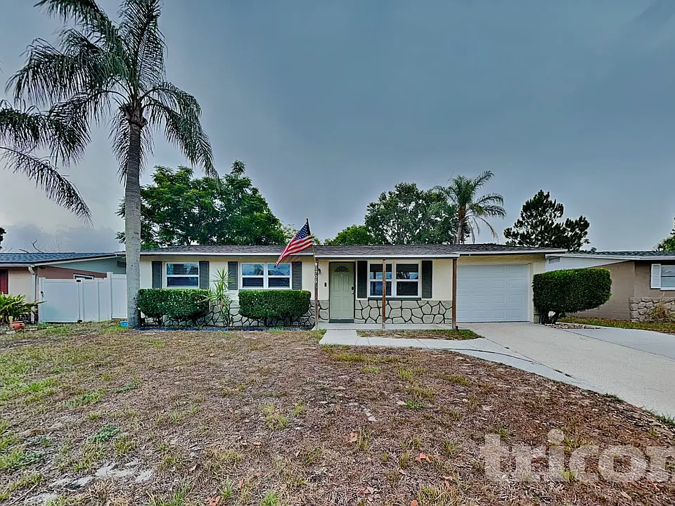 1705 Coppertree Dr