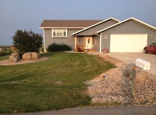 2737 Wildhorse Dr, Rapid City, SD 57703