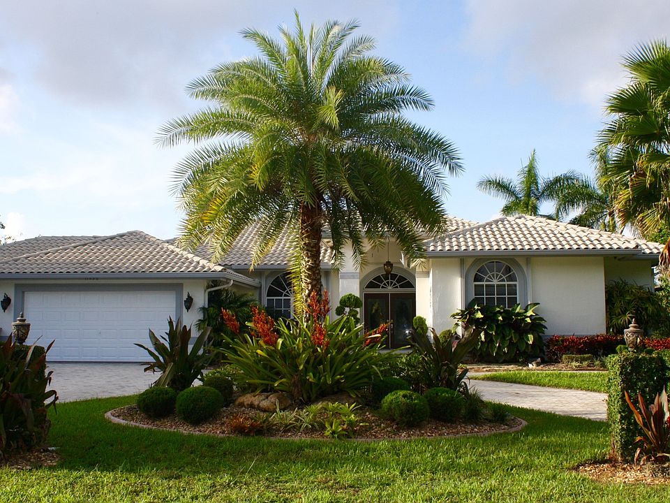1st image of 11950 SW 15th Ct