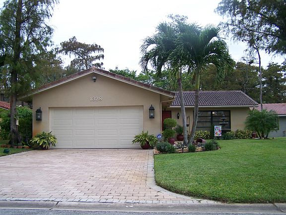 2nd image of 1328 NW 87th Ave