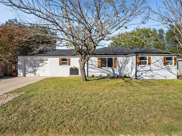 1318 W Water St, Weatherford, TX 76086