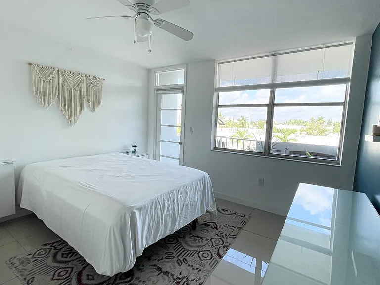 910 Jefferson Ave #4E — Photo 9