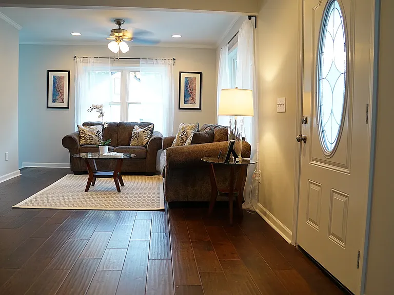 146 Clay St SE — Photo 6