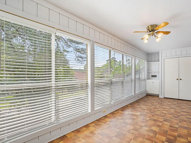 9 Lake View Mnr — Photo 21
