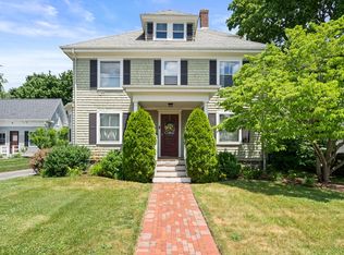 18 Plymouth St, Abington, MA 02351