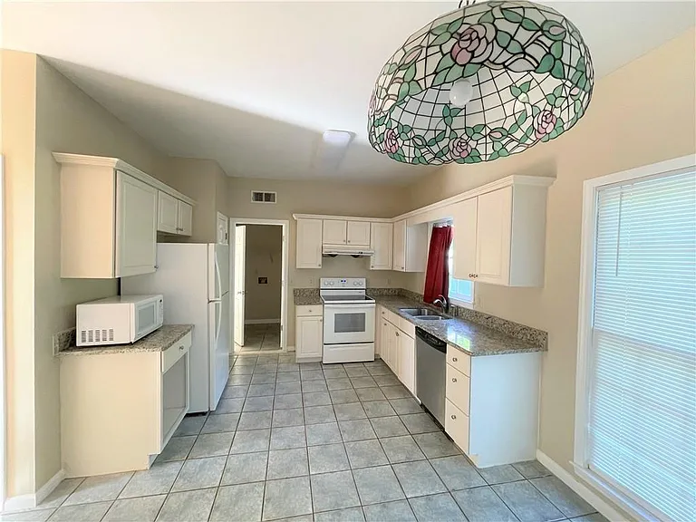 10730 Pinewalk Forest Cir — Photo 8