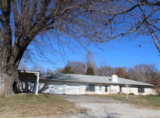 5407 Kentucky Rd, Seneca, MO 64865