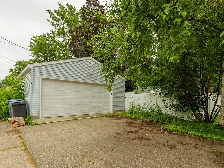 3243 Fillmore St NE — Photo 15