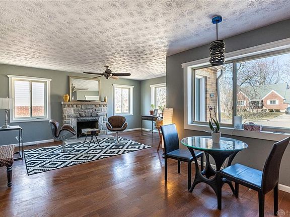 3rd image of 1738 Academy Pl