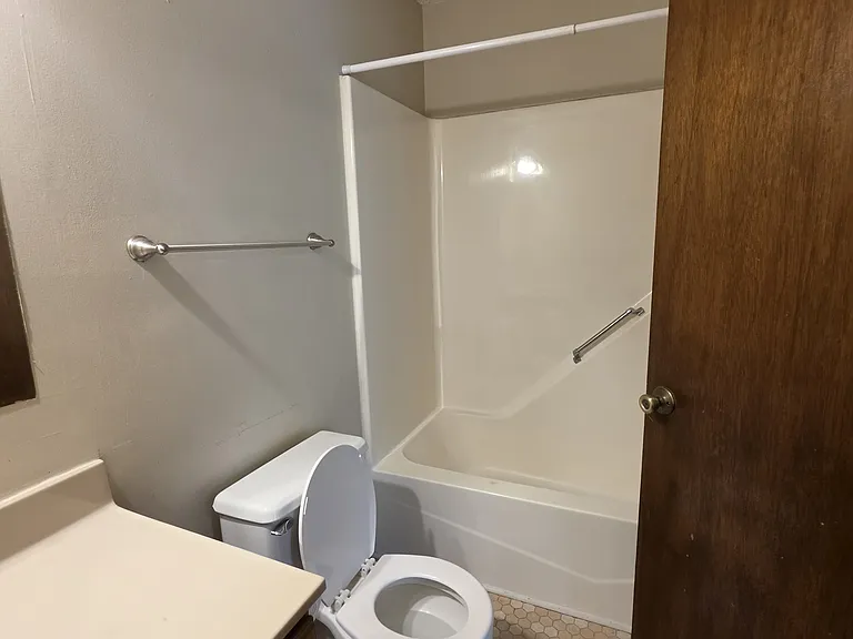 6833 N Mokane Ave — Photo 11