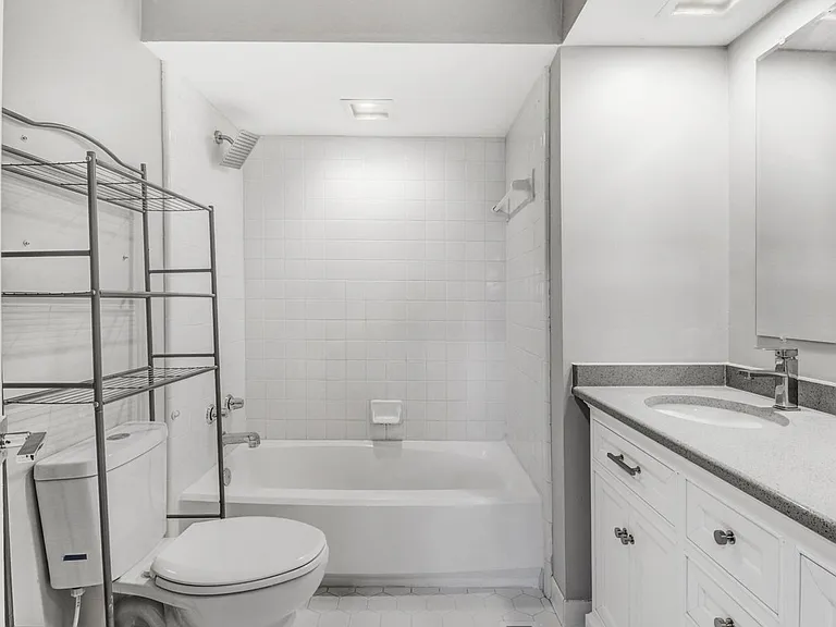 1904 Stephens St — Photo 17